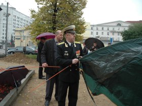 Участники акции военных у Министерства обороны. Фото Каспарова.Ru