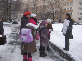 Кампания "Здесь украли наши голоса!" в Петербурге. Фото Каспарова.Ru