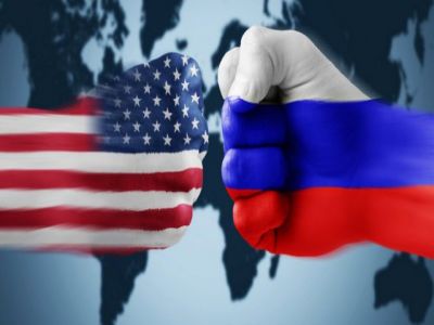 Россия vs США. Фото: vestifinance.ru